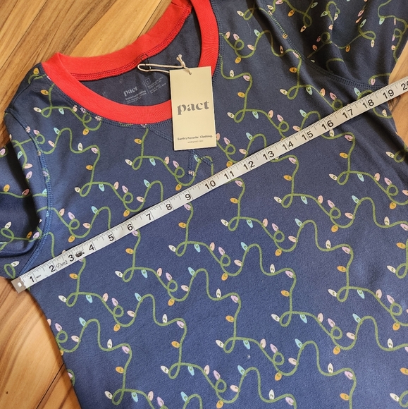 Pact Organic Dream Bigger Pajama Set Christmas Lights Size L - Picture 7 of 16